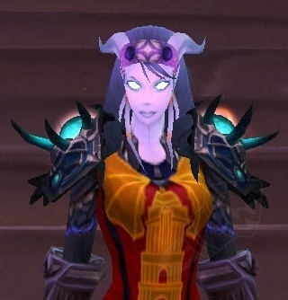 Heroes' Earthshatter Spaulders