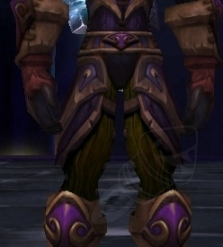 Sanctified Ahn'Kahar Blood Hunter's Legguards