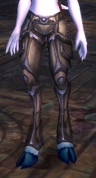 Mistwalker Armored Legguards